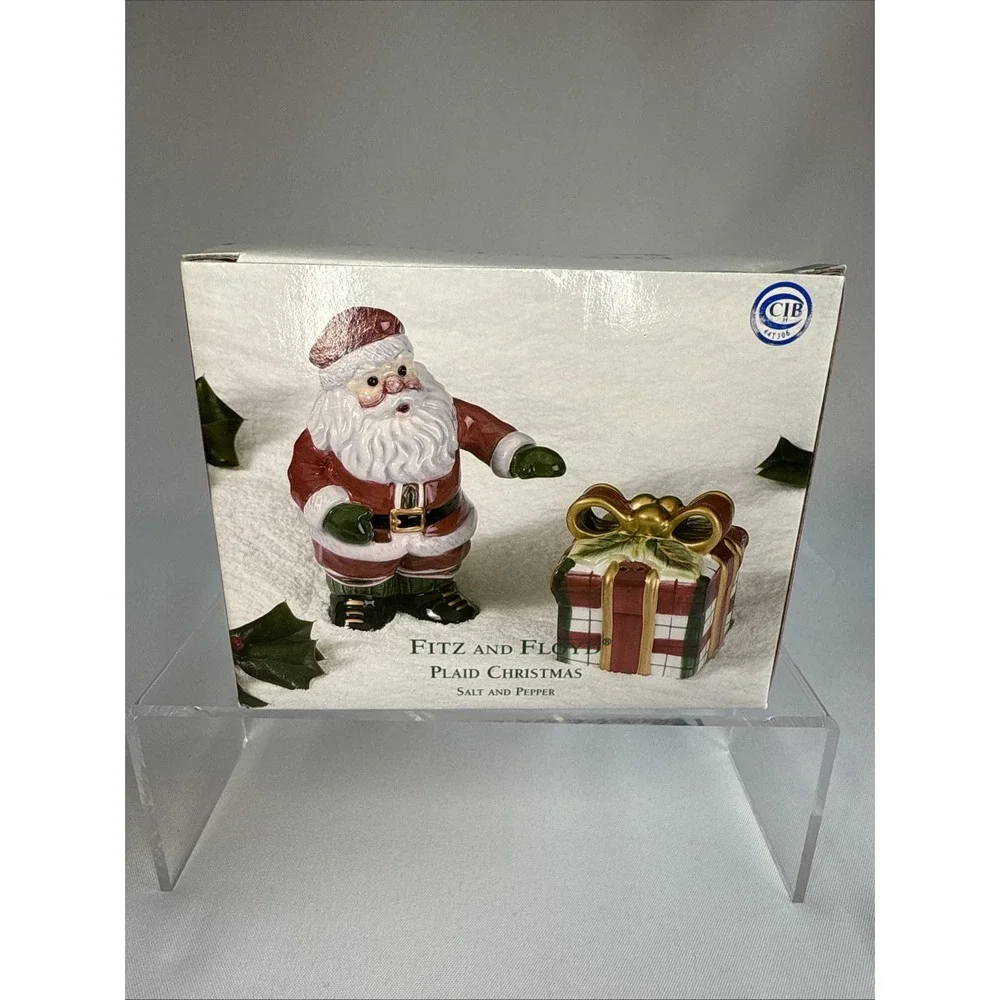 Fitz and Floyd Salt and Pepper Shakers Plaid Christmas Santa & Gift Box 2002 NEW